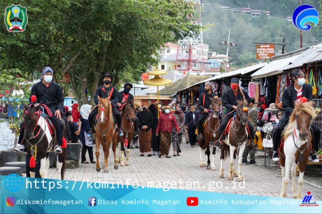 Arsip tradisi Larung Sesaji Sarangan tahun 2021